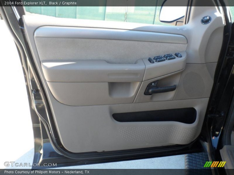 Black / Graphite 2004 Ford Explorer XLT