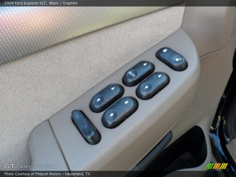 Black / Graphite 2004 Ford Explorer XLT