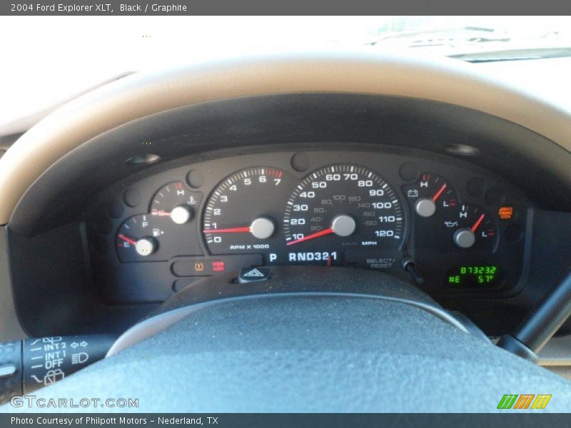 Black / Graphite 2004 Ford Explorer XLT