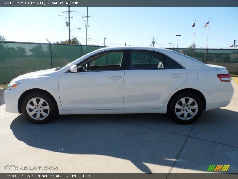 Super White / Ash 2011 Toyota Camry LE