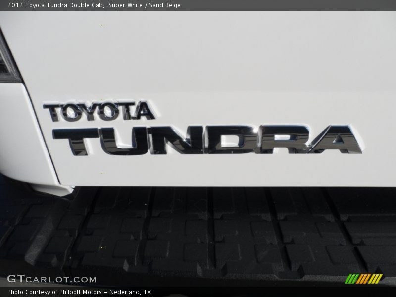 Super White / Sand Beige 2012 Toyota Tundra Double Cab