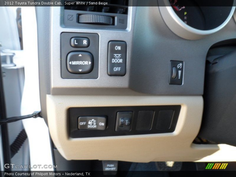 Super White / Sand Beige 2012 Toyota Tundra Double Cab