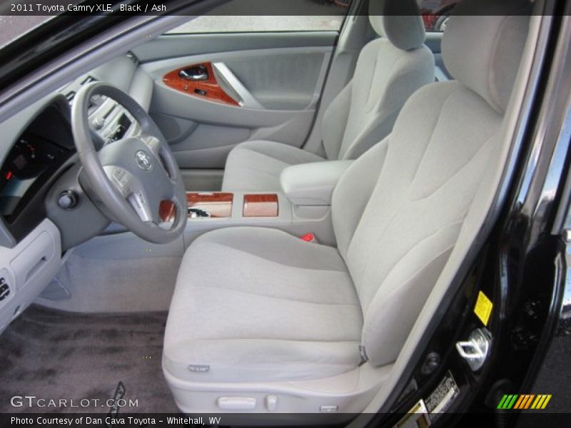 Black / Ash 2011 Toyota Camry XLE