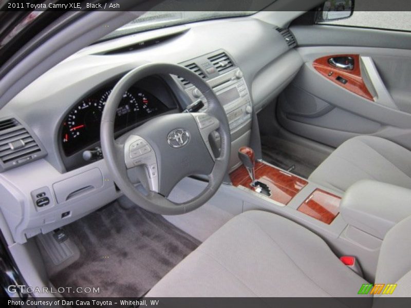 Black / Ash 2011 Toyota Camry XLE