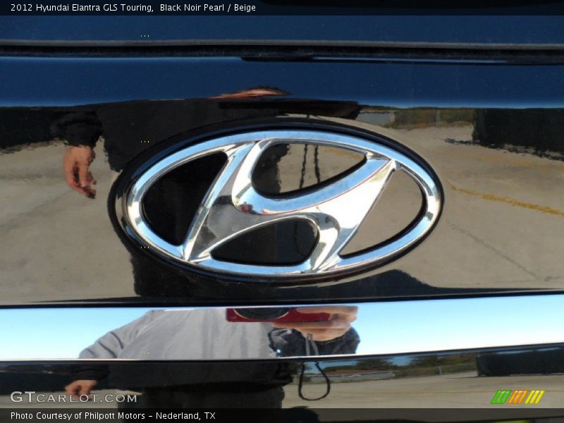 Black Noir Pearl / Beige 2012 Hyundai Elantra GLS Touring