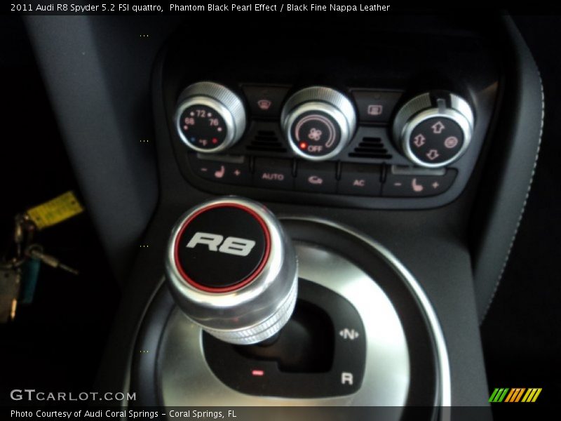  2011 R8 Spyder 5.2 FSI quattro 6 Speed R tronic Automatic Shifter