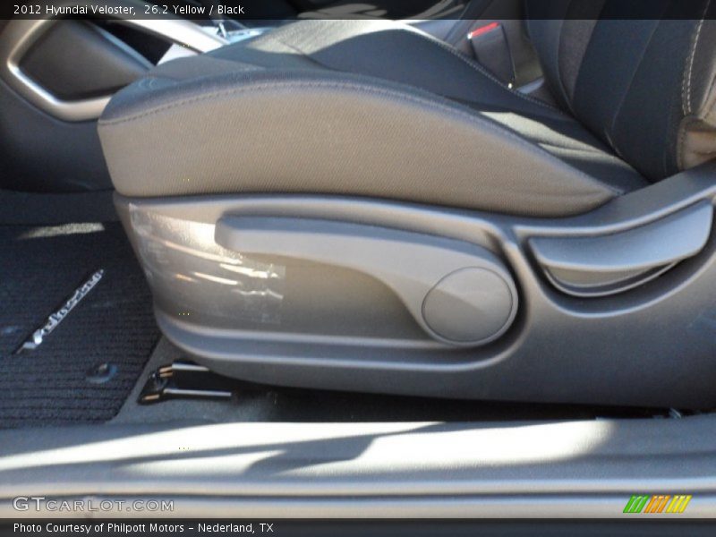 26.2 Yellow / Black 2012 Hyundai Veloster