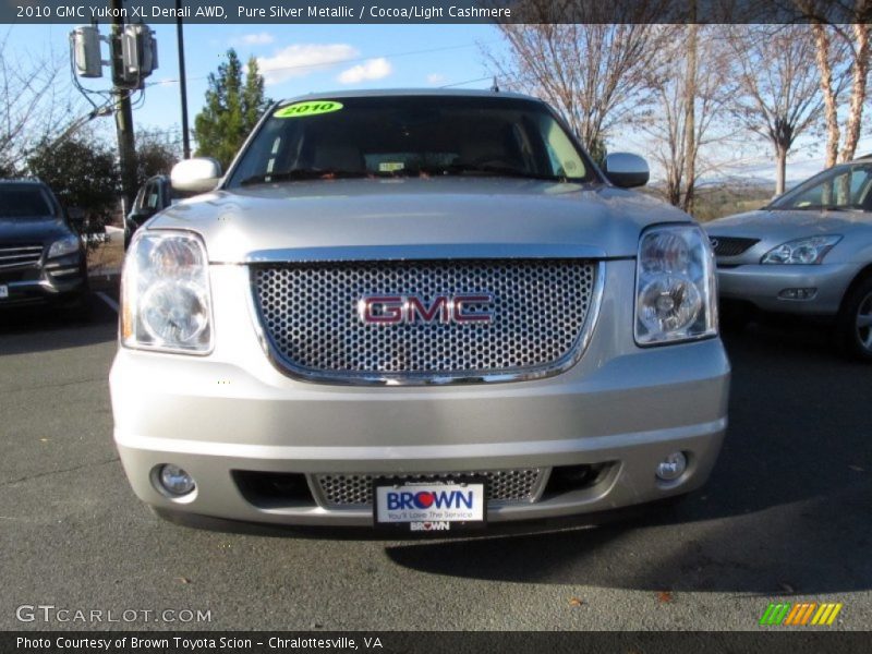 Pure Silver Metallic / Cocoa/Light Cashmere 2010 GMC Yukon XL Denali AWD