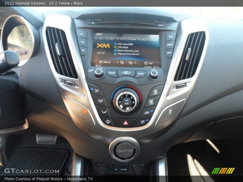 Controls of 2012 Veloster 