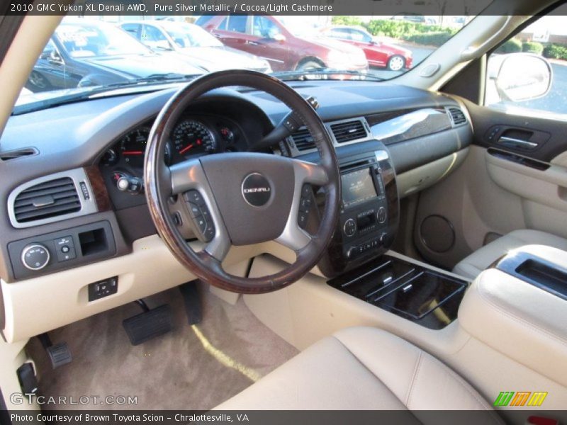 Pure Silver Metallic / Cocoa/Light Cashmere 2010 GMC Yukon XL Denali AWD