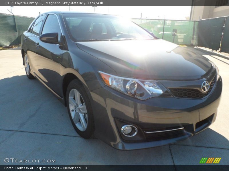 Magnetic Gray Metallic / Black/Ash 2012 Toyota Camry SE