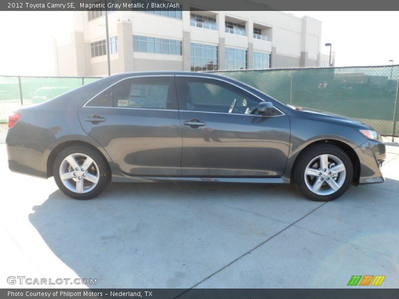 Magnetic Gray Metallic / Black/Ash 2012 Toyota Camry SE