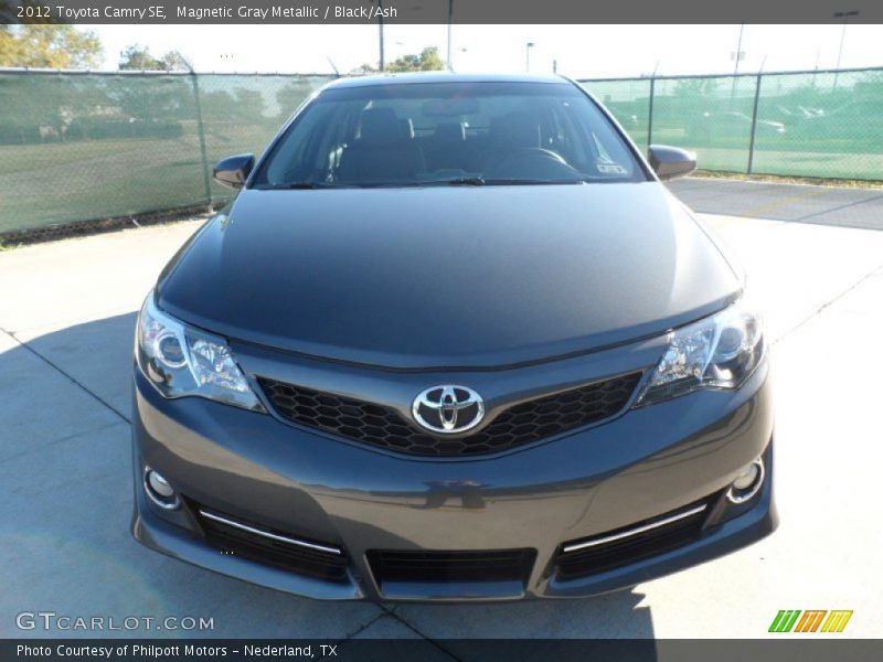  2012 Camry SE Magnetic Gray Metallic