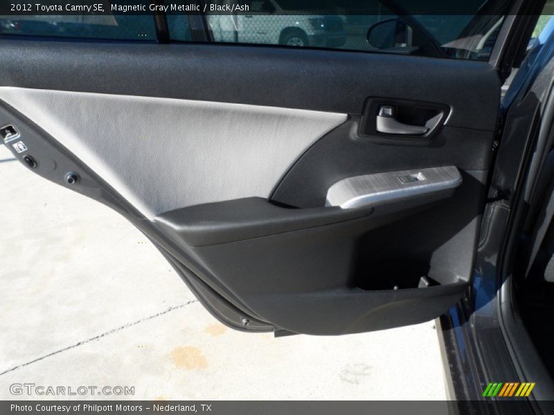 Magnetic Gray Metallic / Black/Ash 2012 Toyota Camry SE