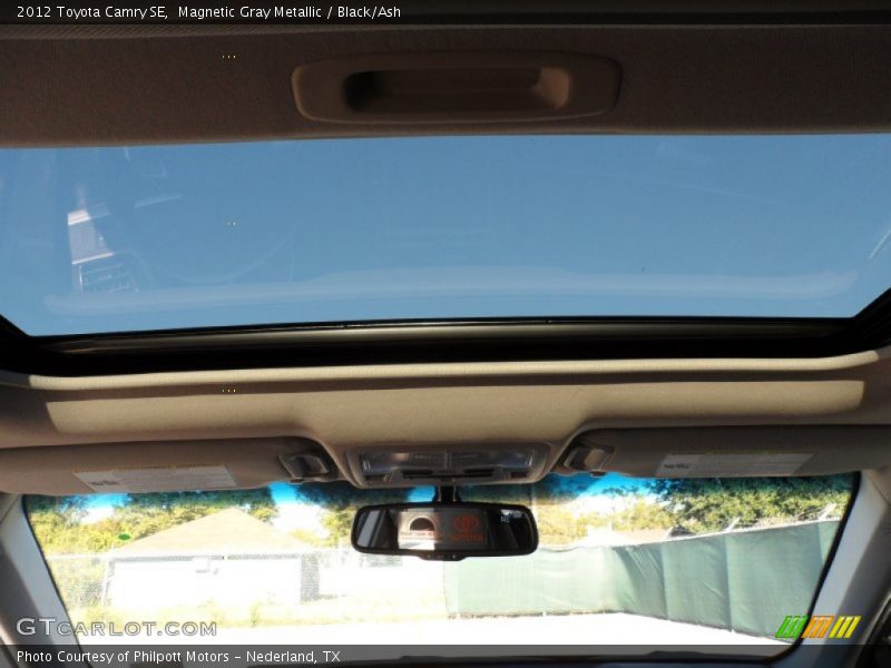 Magnetic Gray Metallic / Black/Ash 2012 Toyota Camry SE