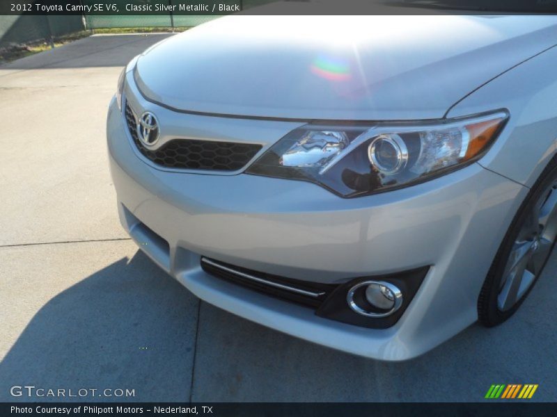 Classic Silver Metallic / Black 2012 Toyota Camry SE V6