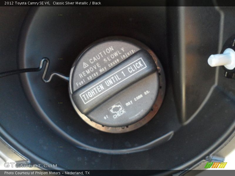Classic Silver Metallic / Black 2012 Toyota Camry SE V6