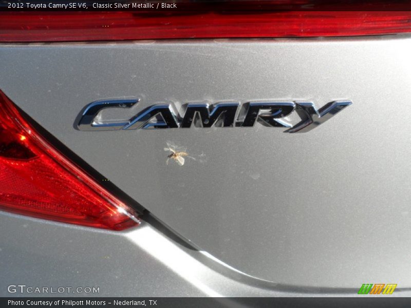 Classic Silver Metallic / Black 2012 Toyota Camry SE V6