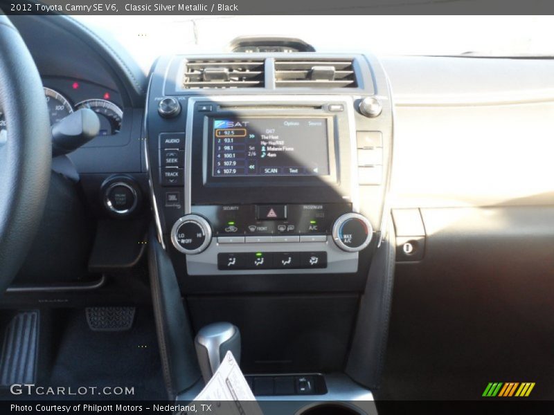 Classic Silver Metallic / Black 2012 Toyota Camry SE V6