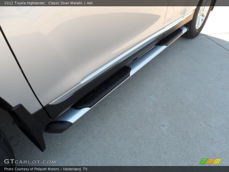 Classic Silver Metallic / Ash 2012 Toyota Highlander