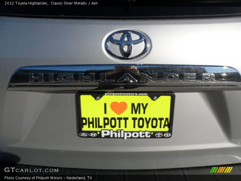 Classic Silver Metallic / Ash 2012 Toyota Highlander