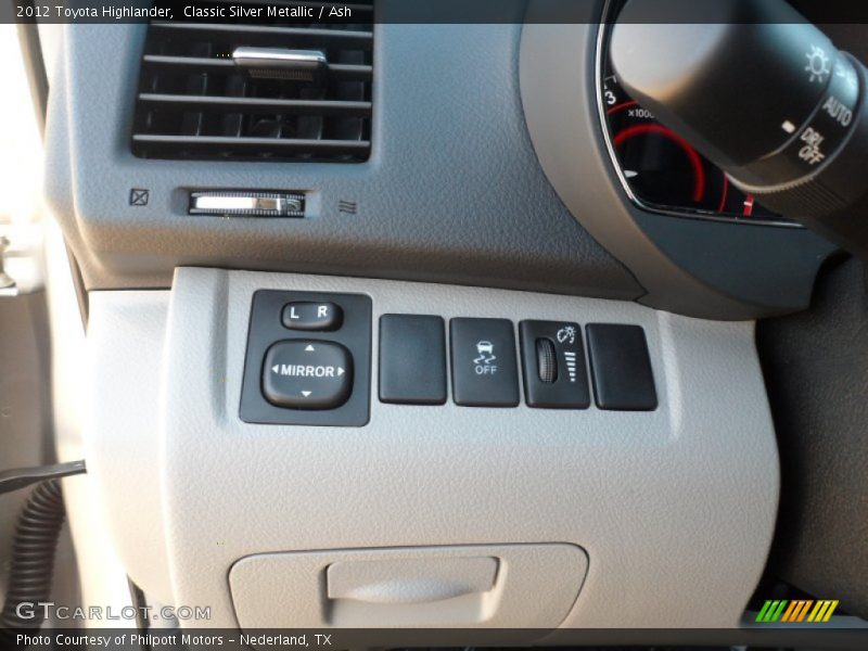 Classic Silver Metallic / Ash 2012 Toyota Highlander