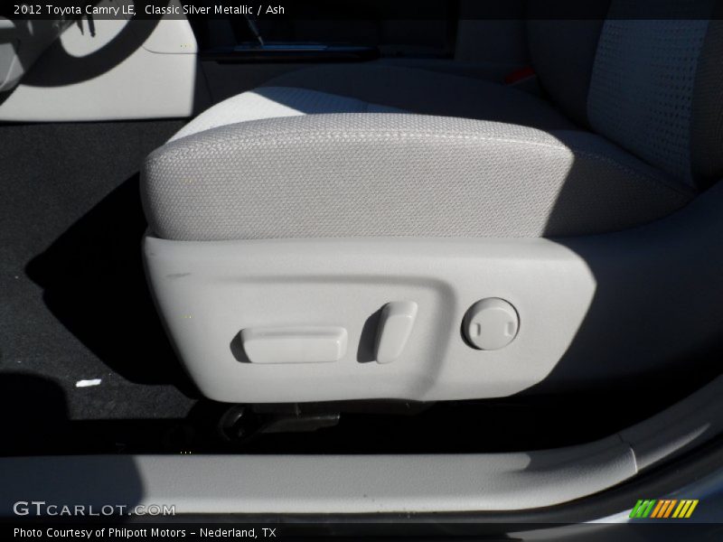 Classic Silver Metallic / Ash 2012 Toyota Camry LE