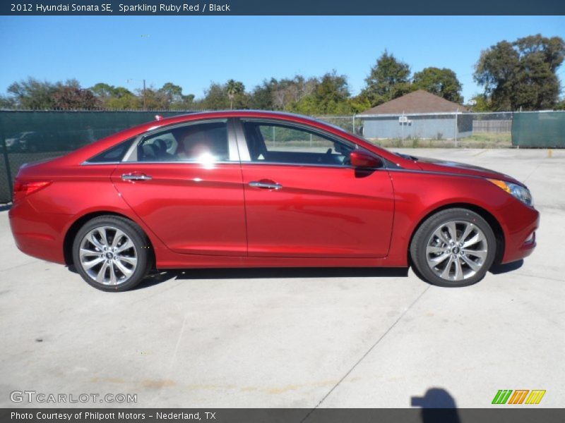 Sparkling Ruby Red / Black 2012 Hyundai Sonata SE