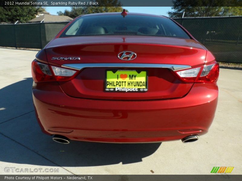 Sparkling Ruby Red / Black 2012 Hyundai Sonata SE