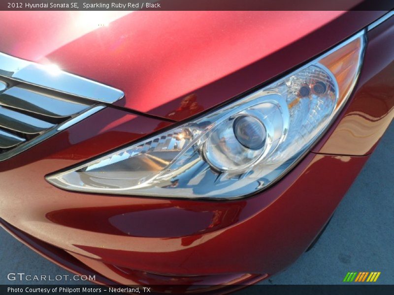 Sparkling Ruby Red / Black 2012 Hyundai Sonata SE