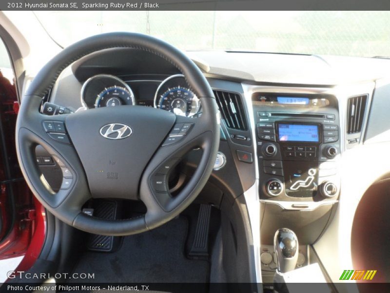Sparkling Ruby Red / Black 2012 Hyundai Sonata SE