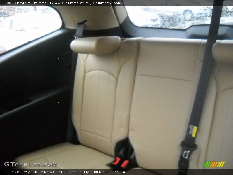 Summit White / Cashmere/Ebony 2009 Chevrolet Traverse LTZ AWD