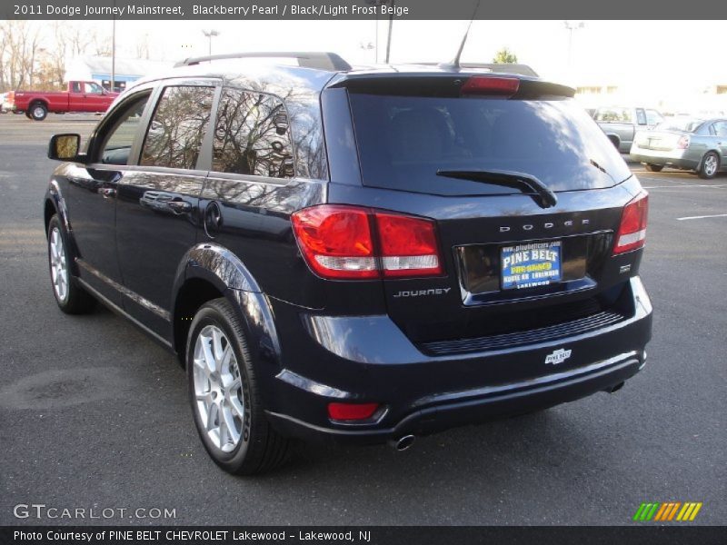 Blackberry Pearl / Black/Light Frost Beige 2011 Dodge Journey Mainstreet