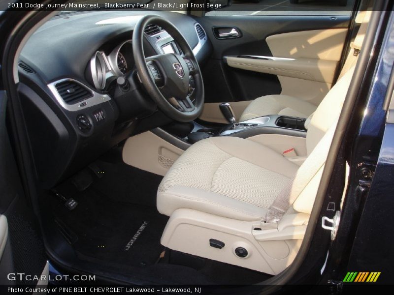 Blackberry Pearl / Black/Light Frost Beige 2011 Dodge Journey Mainstreet