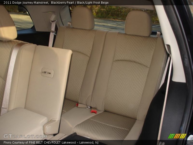 Blackberry Pearl / Black/Light Frost Beige 2011 Dodge Journey Mainstreet