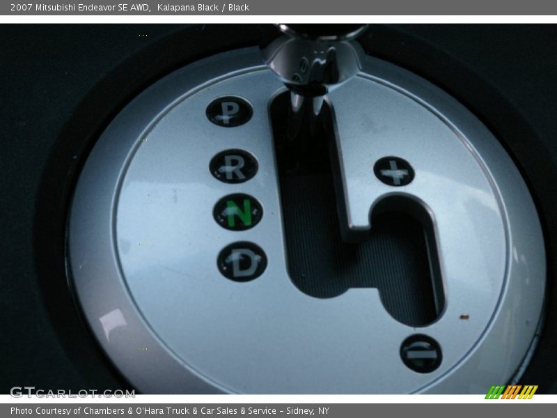 Kalapana Black / Black 2007 Mitsubishi Endeavor SE AWD