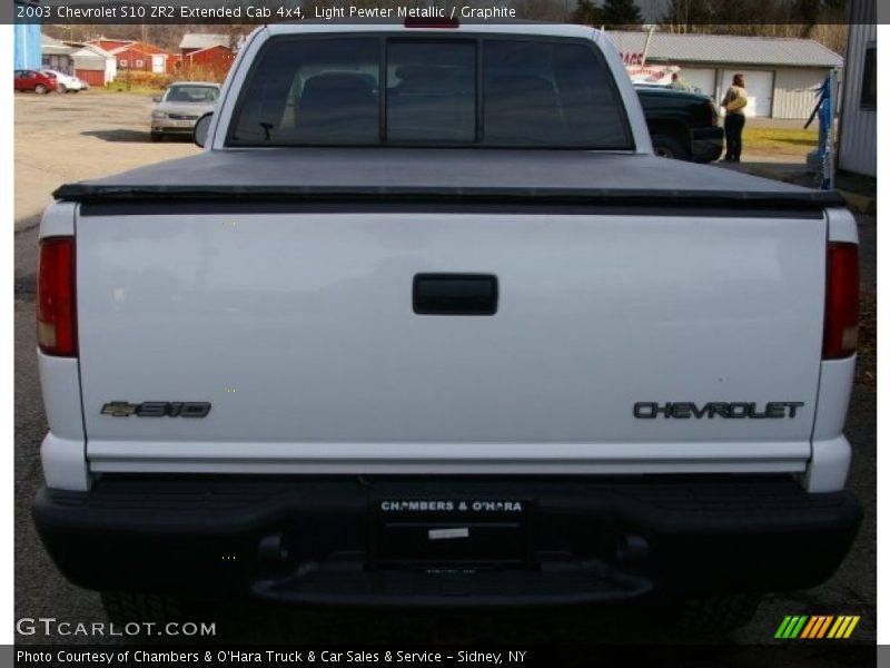 Light Pewter Metallic / Graphite 2003 Chevrolet S10 ZR2 Extended Cab 4x4