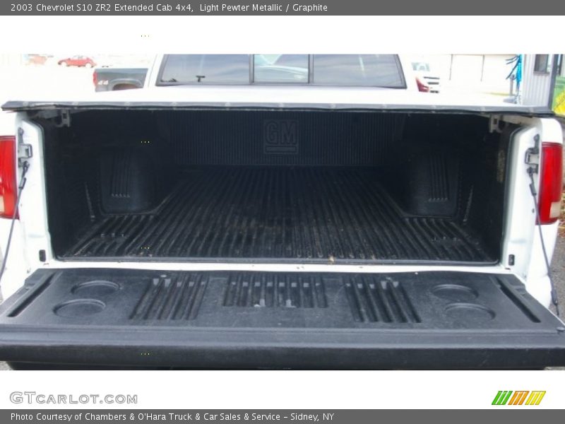 Light Pewter Metallic / Graphite 2003 Chevrolet S10 ZR2 Extended Cab 4x4