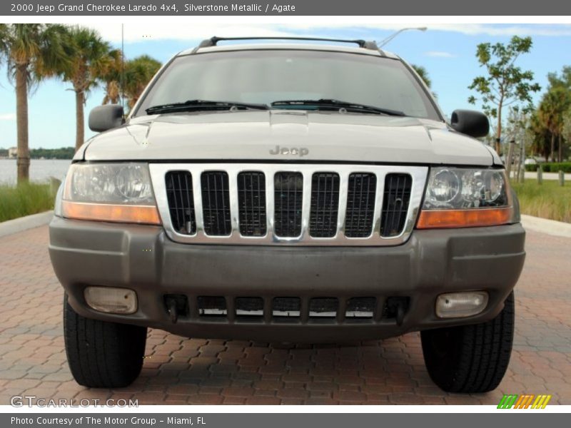 Silverstone Metallic / Agate 2000 Jeep Grand Cherokee Laredo 4x4