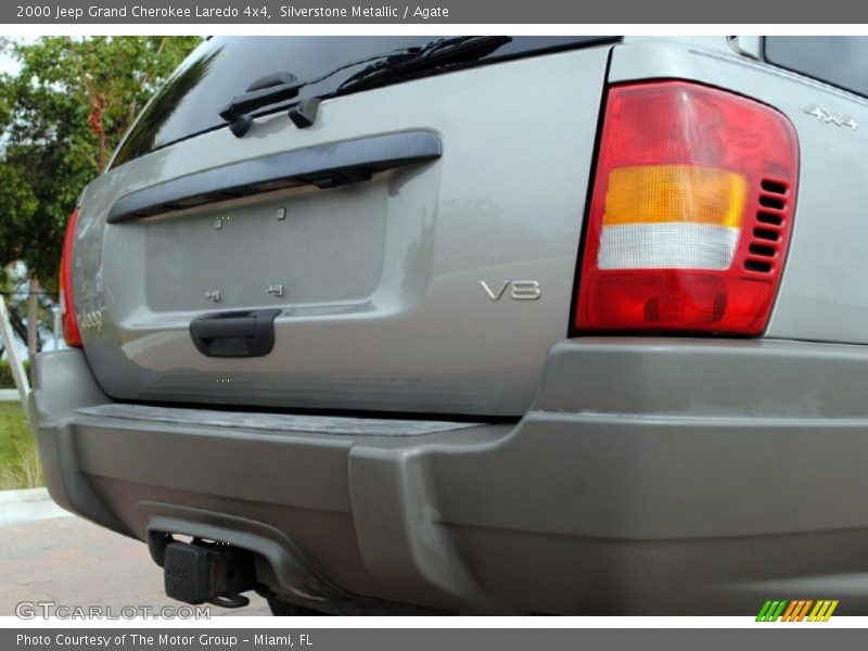 Silverstone Metallic / Agate 2000 Jeep Grand Cherokee Laredo 4x4