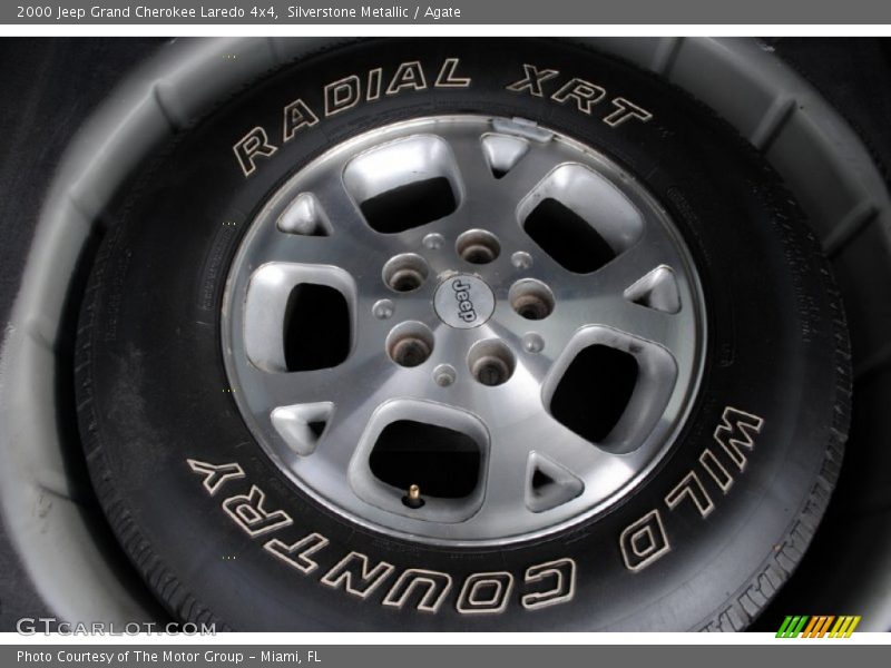 Silverstone Metallic / Agate 2000 Jeep Grand Cherokee Laredo 4x4