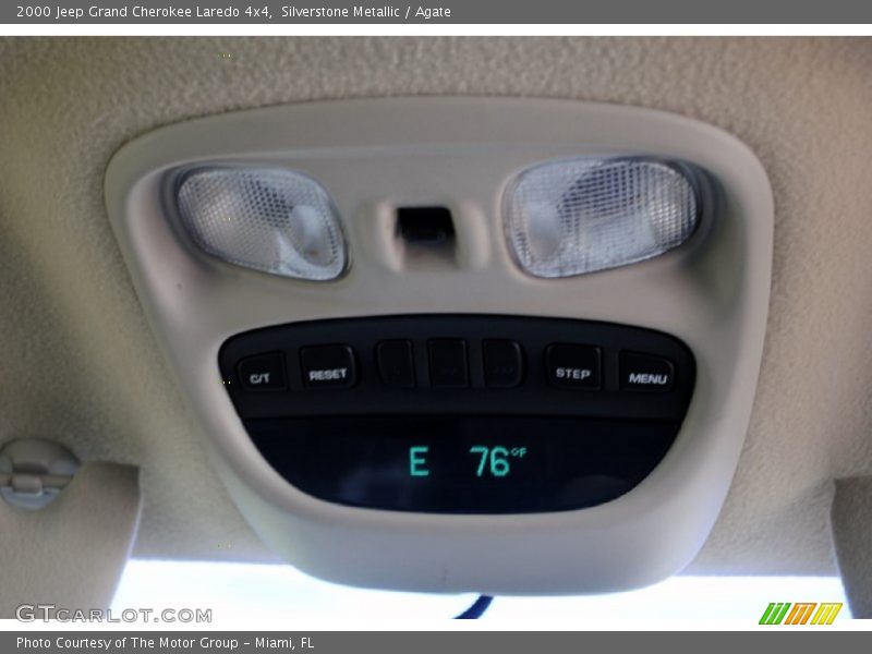 Silverstone Metallic / Agate 2000 Jeep Grand Cherokee Laredo 4x4