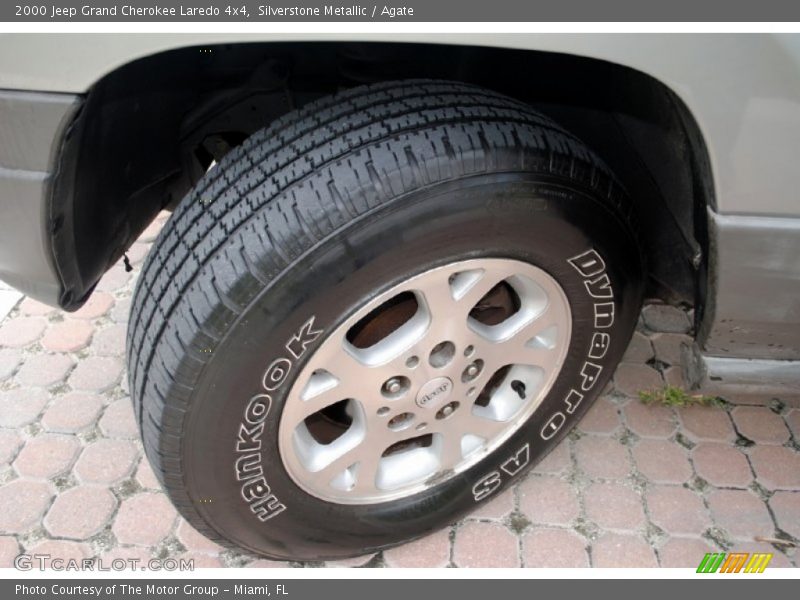 Silverstone Metallic / Agate 2000 Jeep Grand Cherokee Laredo 4x4