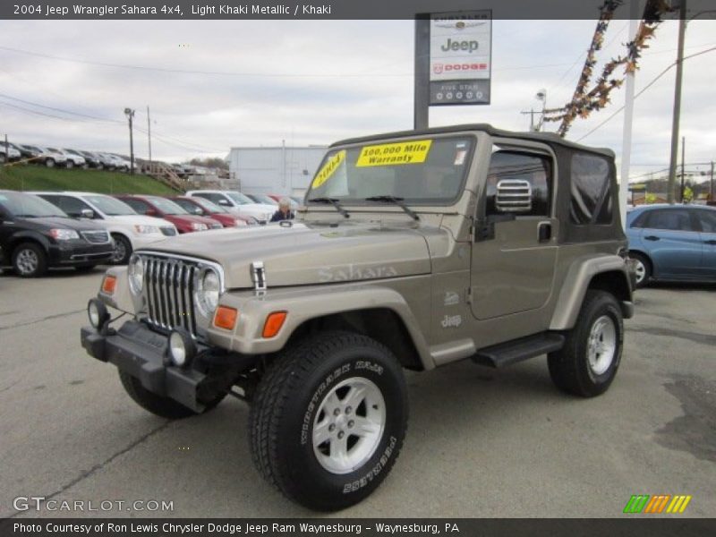 Light Khaki Metallic / Khaki 2004 Jeep Wrangler Sahara 4x4