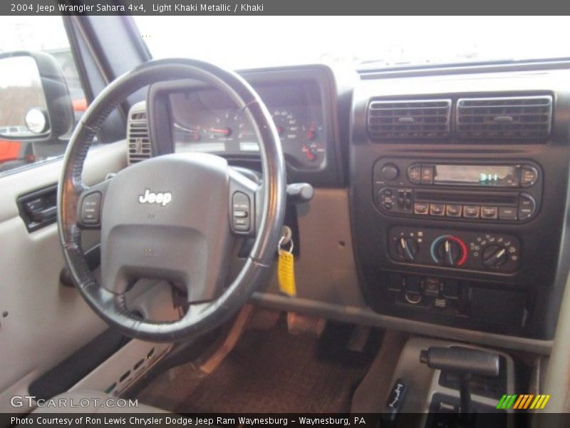 Light Khaki Metallic / Khaki 2004 Jeep Wrangler Sahara 4x4