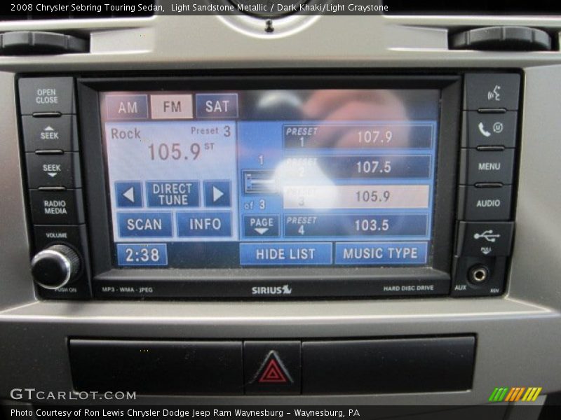 Light Sandstone Metallic / Dark Khaki/Light Graystone 2008 Chrysler Sebring Touring Sedan