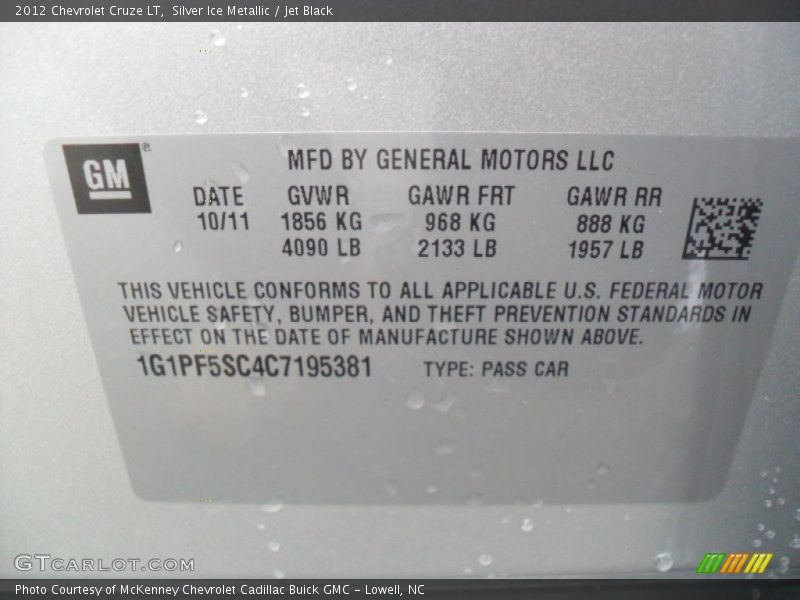 Silver Ice Metallic / Jet Black 2012 Chevrolet Cruze LT