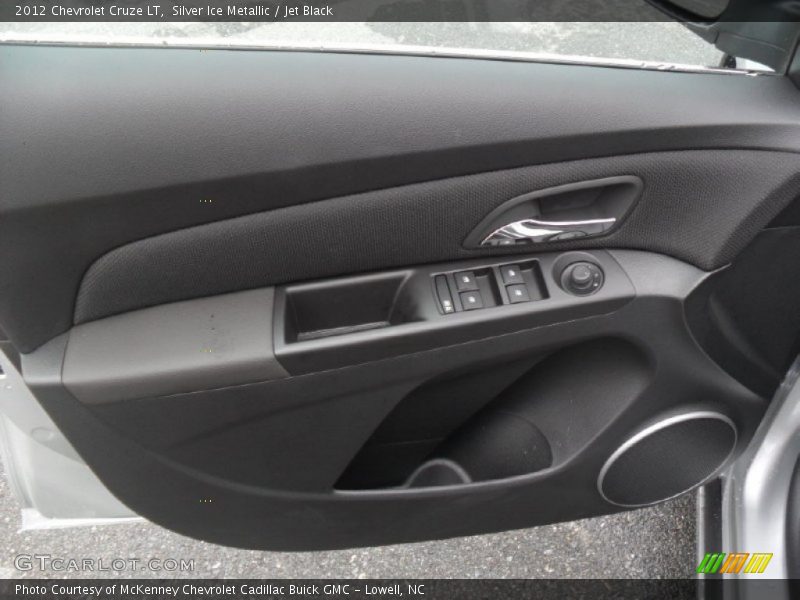 Silver Ice Metallic / Jet Black 2012 Chevrolet Cruze LT