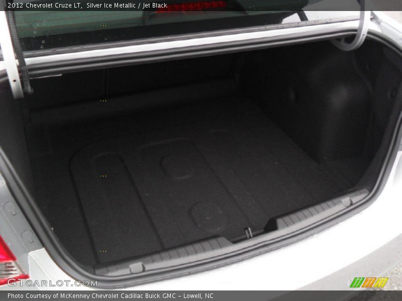 Silver Ice Metallic / Jet Black 2012 Chevrolet Cruze LT