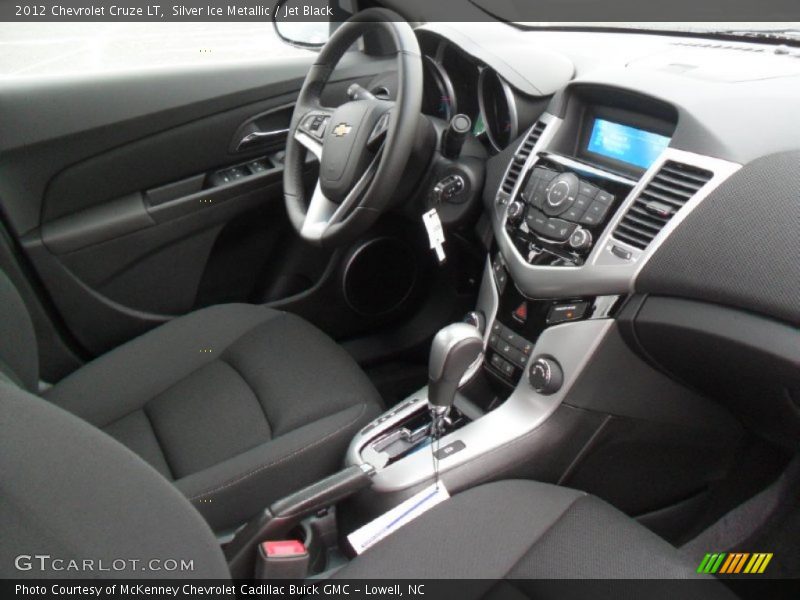 Silver Ice Metallic / Jet Black 2012 Chevrolet Cruze LT